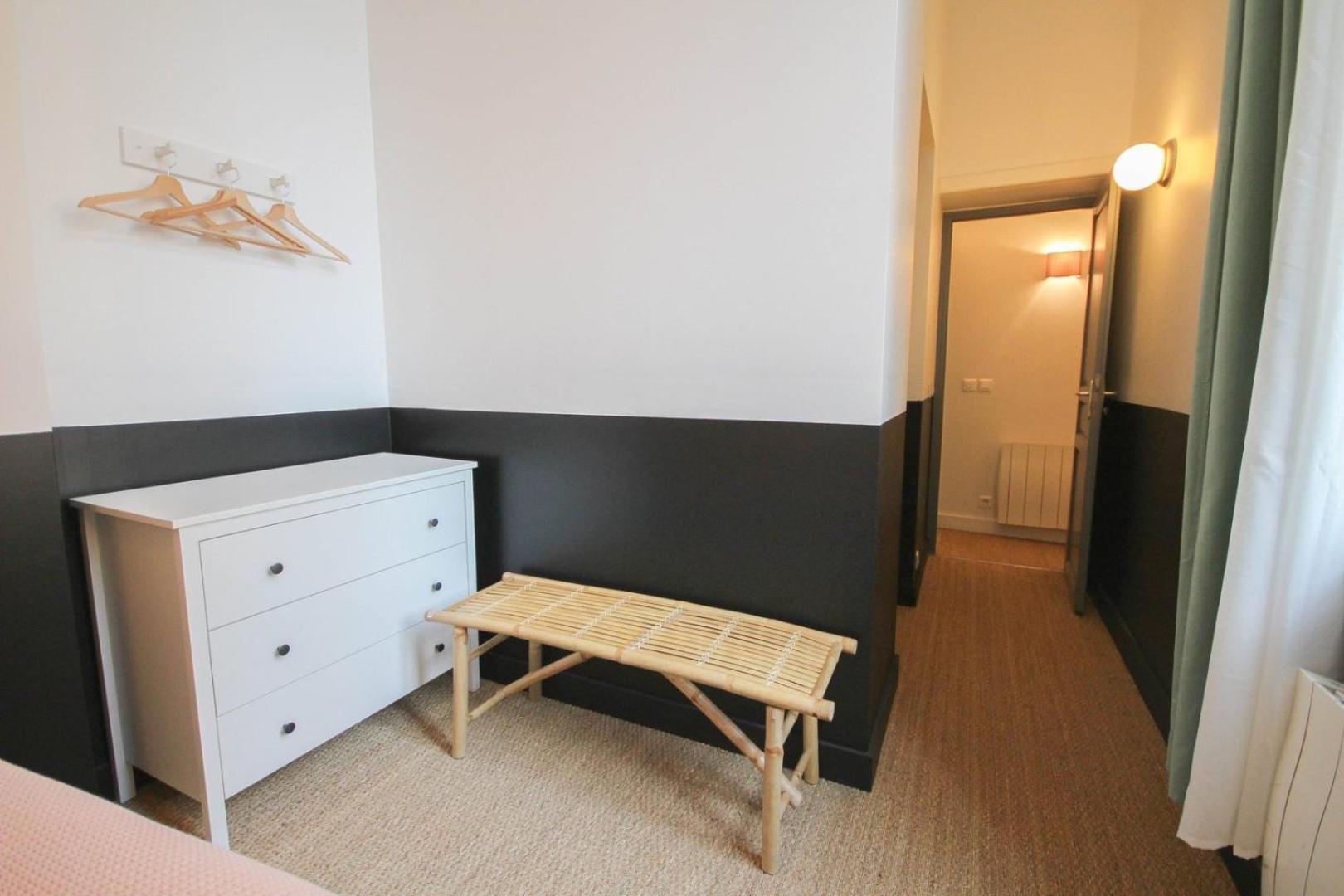 2-Bedroom Flat + Private Car Park. Lille Bagian luar foto