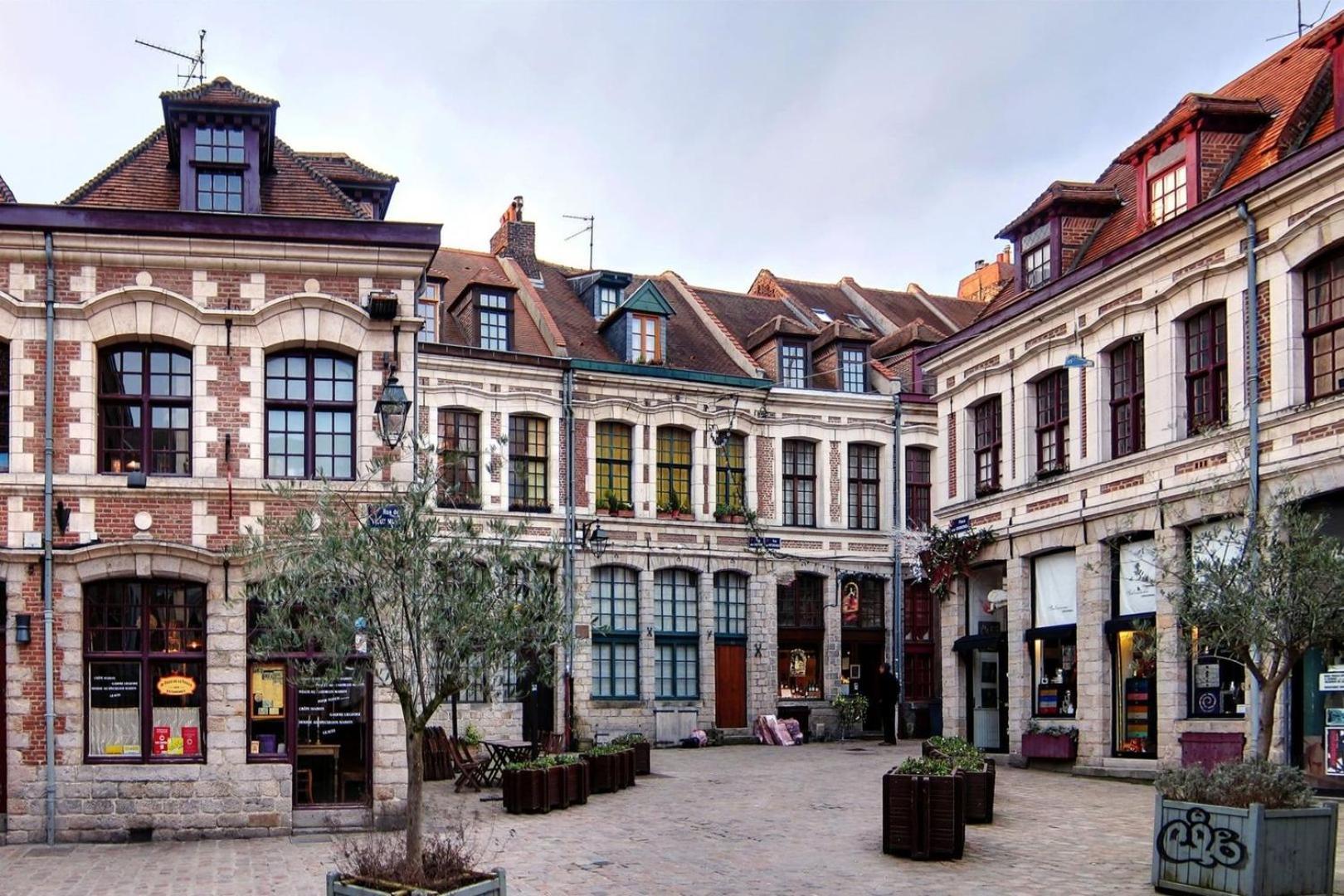 2-Bedroom Flat + Private Car Park. Lille Bagian luar foto